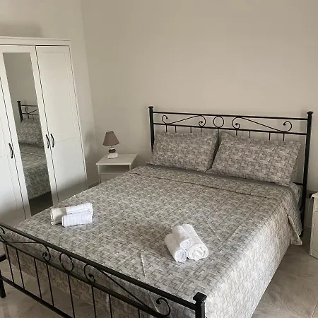 Aristotele Apartment *
