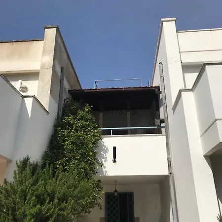 Aristotele Apartment *